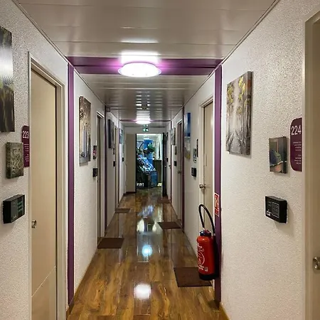 N&Z Hotels Trappes Exterior photo